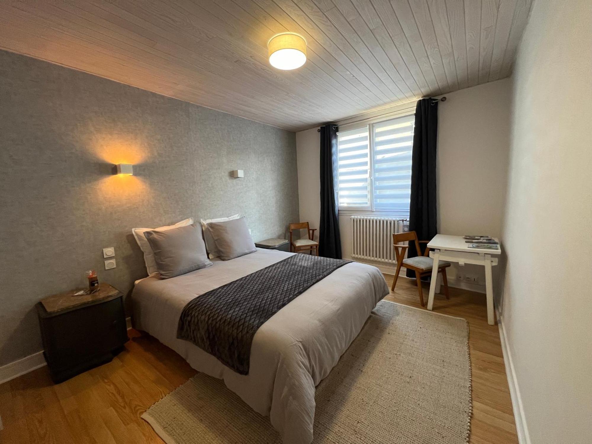 Les Remparts Bed and Breakfast Châteauneuf-du-Faou Εξωτερικό φωτογραφία
